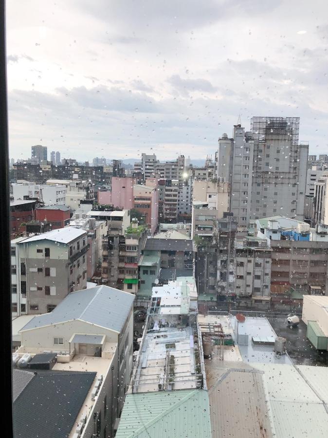 Hotel East Тайчжун Экстерьер фото